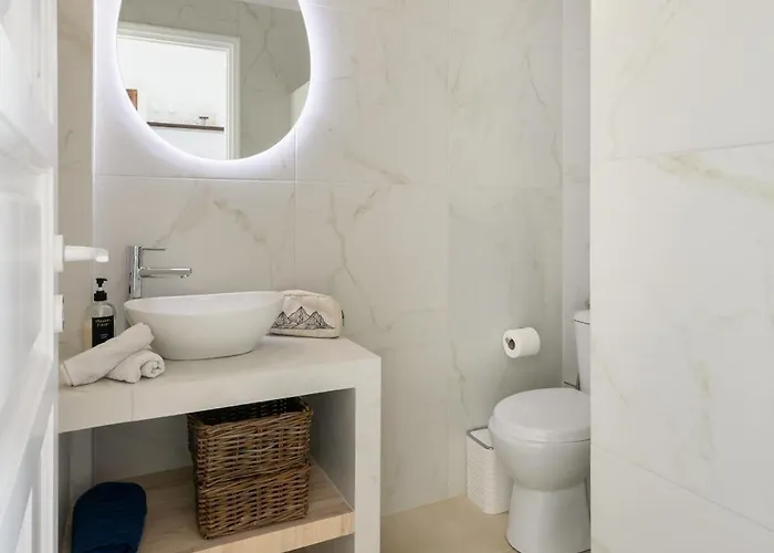 Holiday home Walk To - 1br House - Peppermint Piperi